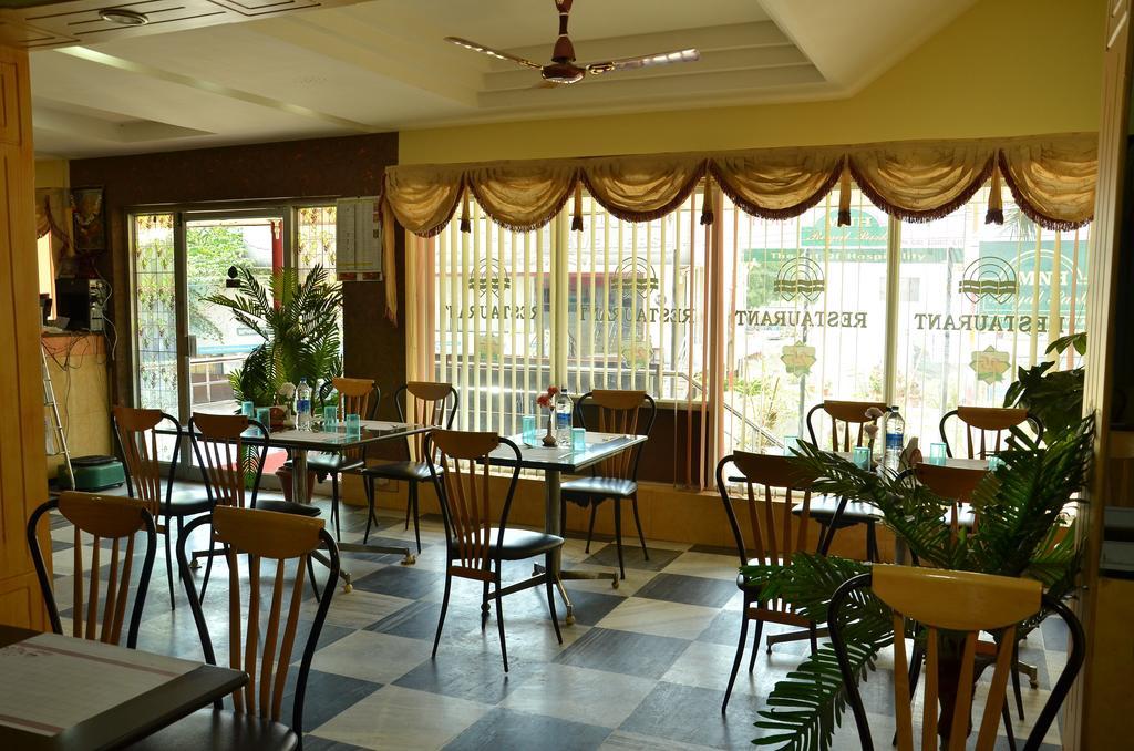 Hotel Aryaas Palayankottai Εξωτερικό φωτογραφία