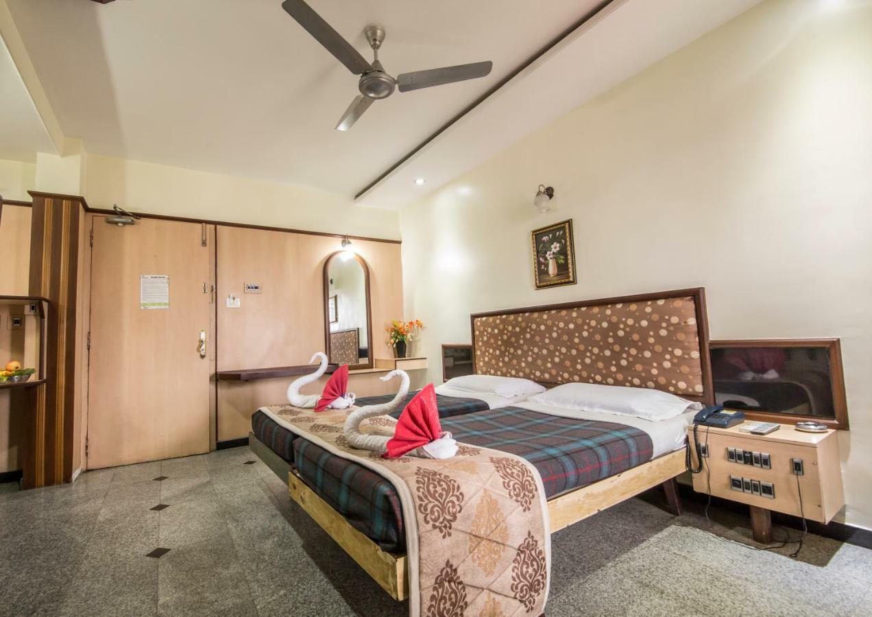 Hotel Aryaas Palayankottai Εξωτερικό φωτογραφία