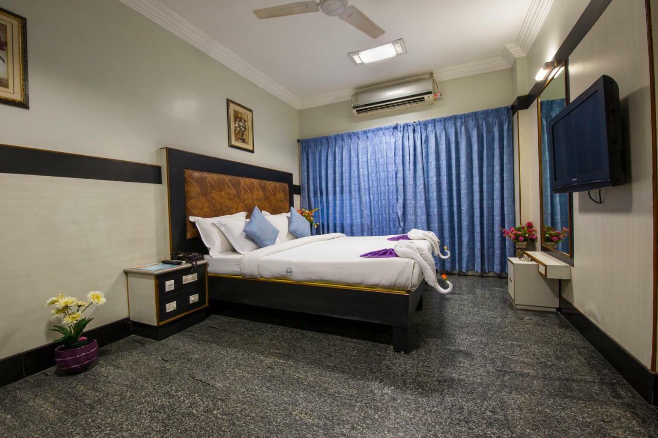Hotel Aryaas Palayankottai Εξωτερικό φωτογραφία