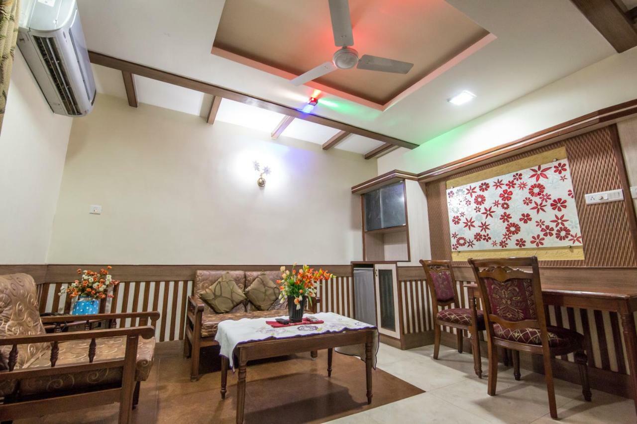 Hotel Aryaas Palayankottai Εξωτερικό φωτογραφία