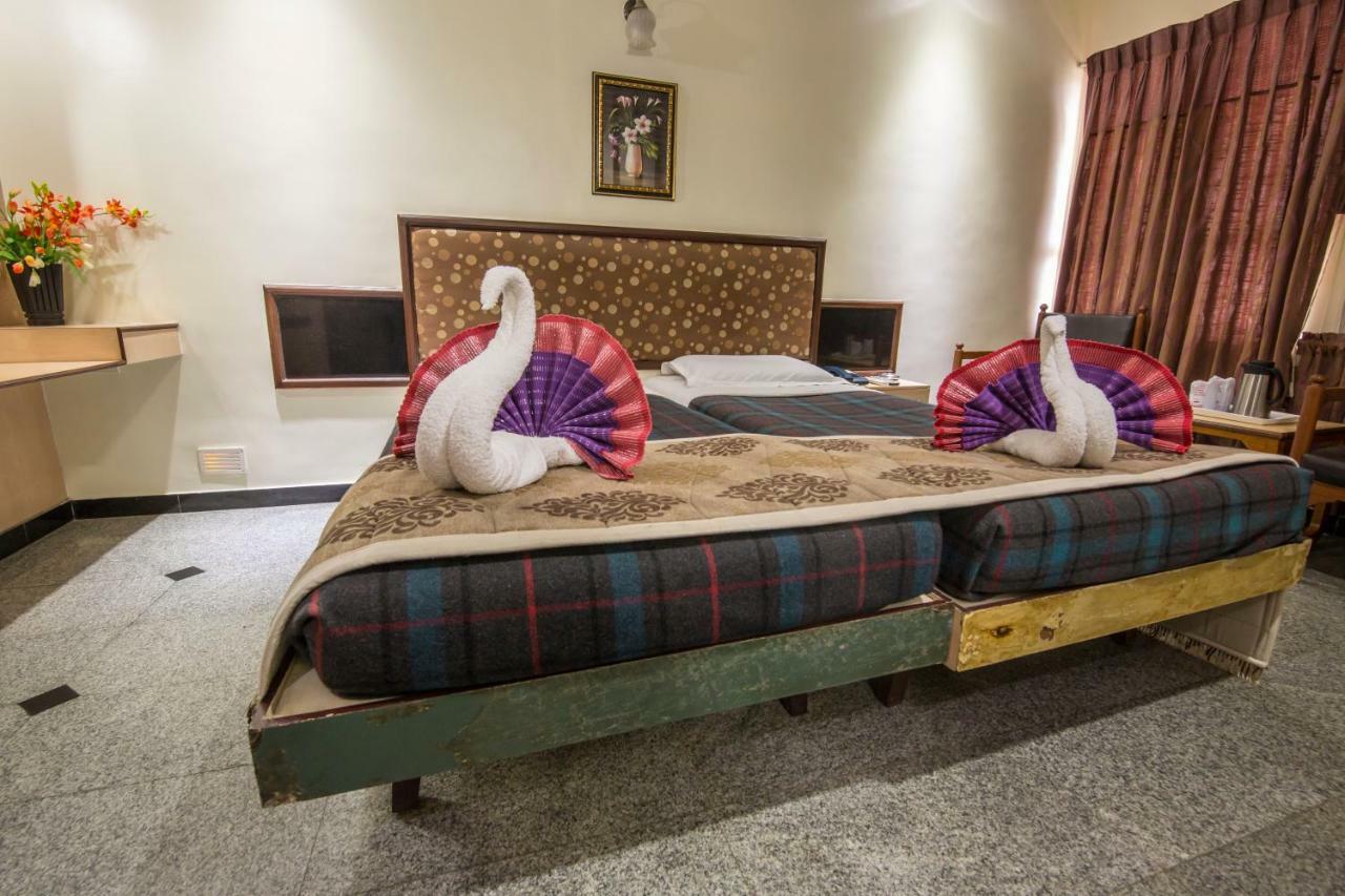 Hotel Aryaas Palayankottai Εξωτερικό φωτογραφία