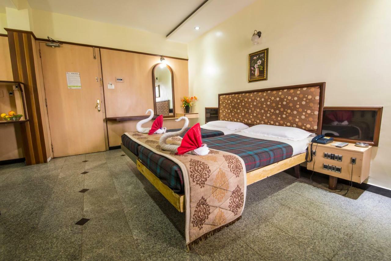 Hotel Aryaas Palayankottai Εξωτερικό φωτογραφία