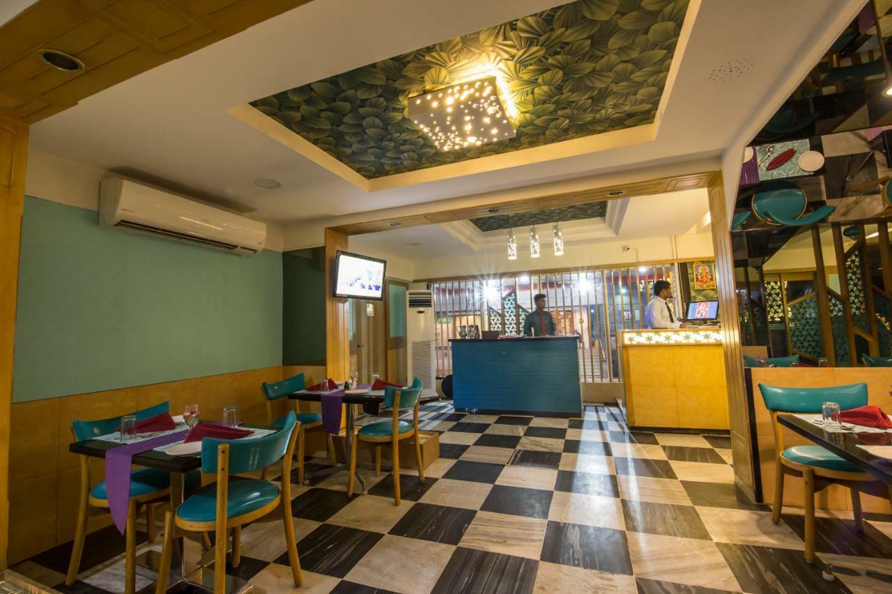 Hotel Aryaas Palayankottai Εξωτερικό φωτογραφία