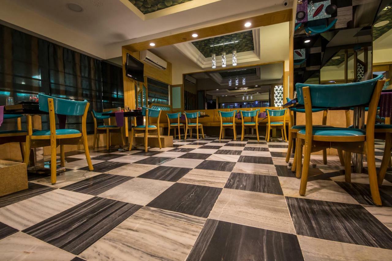 Hotel Aryaas Palayankottai Εξωτερικό φωτογραφία